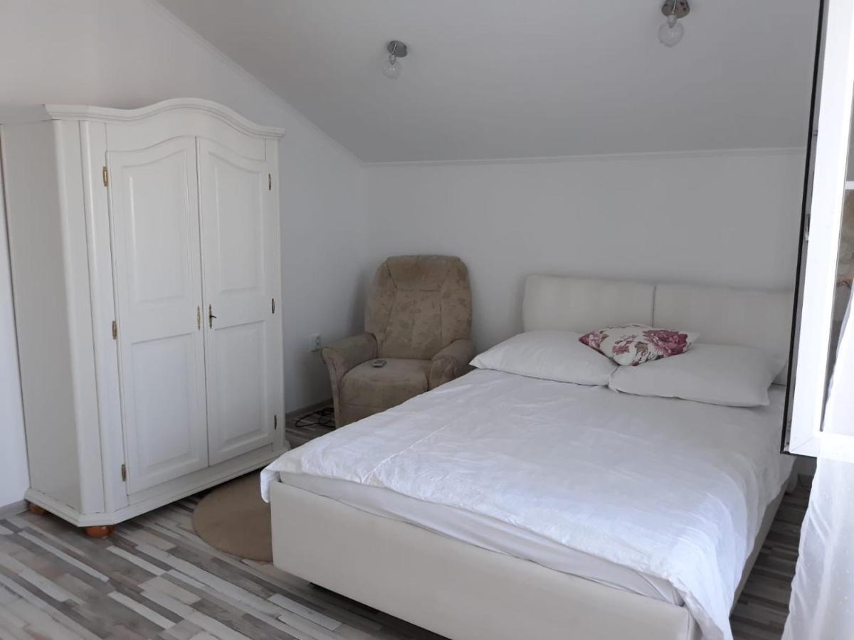 Casa Sannicolau Bed & Breakfast Sînnicolau Mare Екстериор снимка