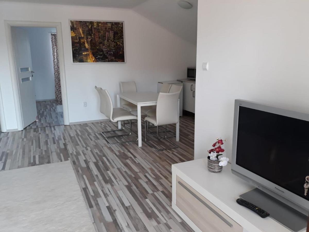 Casa Sannicolau Bed & Breakfast Sînnicolau Mare Екстериор снимка