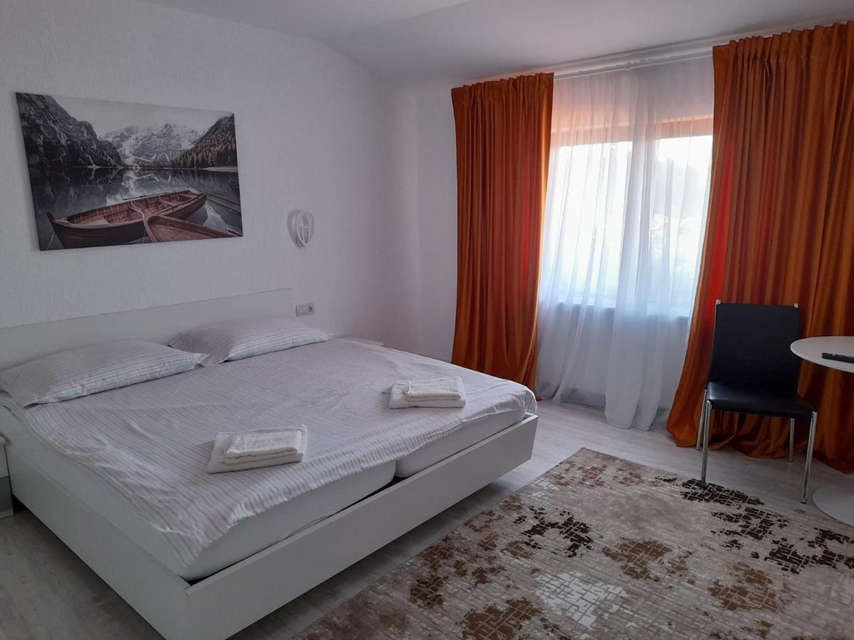 Casa Sannicolau Bed & Breakfast Sînnicolau Mare Екстериор снимка