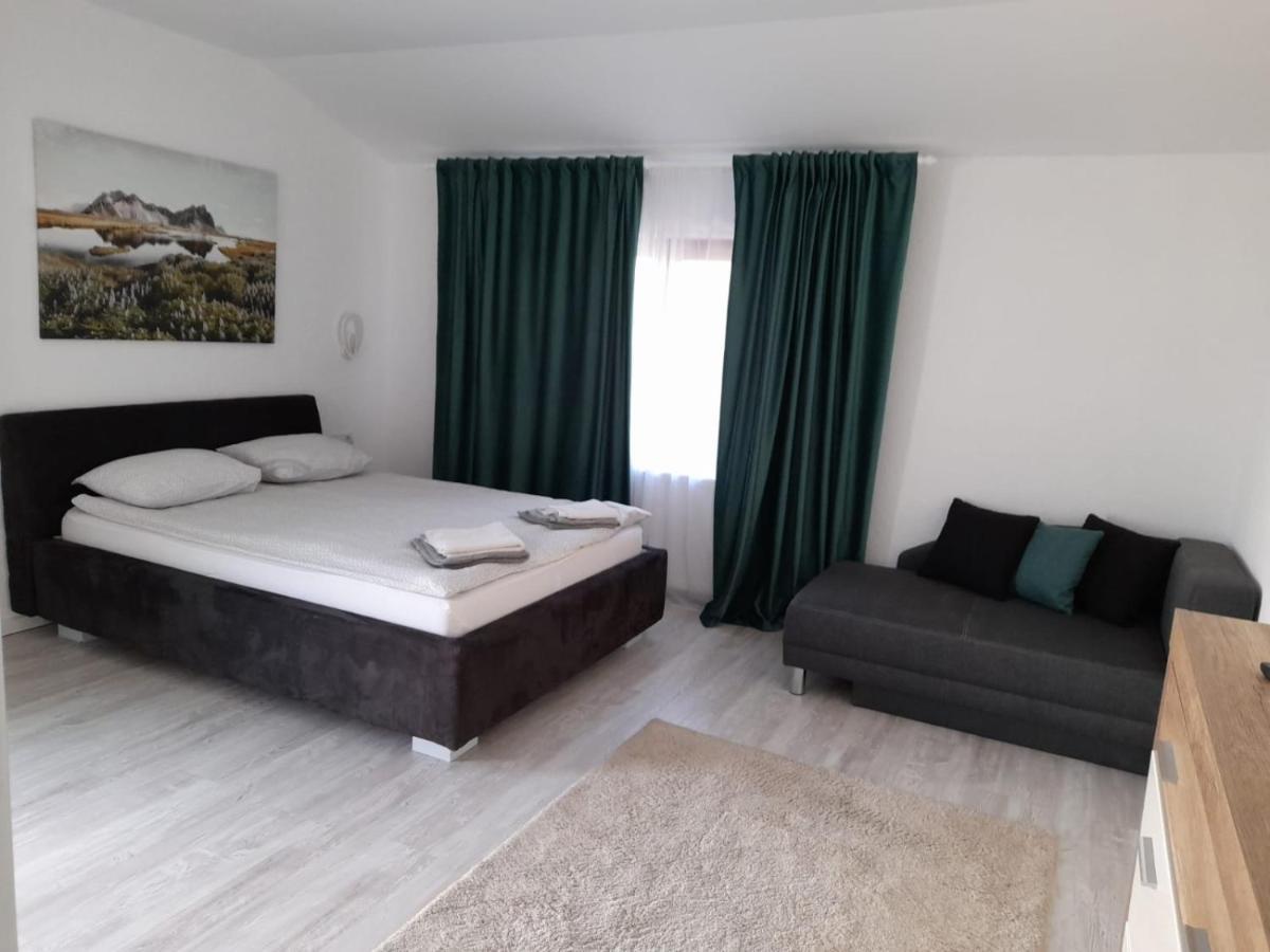 Casa Sannicolau Bed & Breakfast Sînnicolau Mare Екстериор снимка