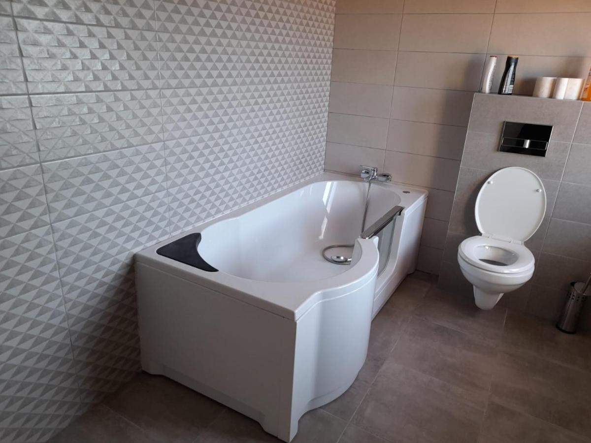 Casa Sannicolau Bed & Breakfast Sînnicolau Mare Екстериор снимка